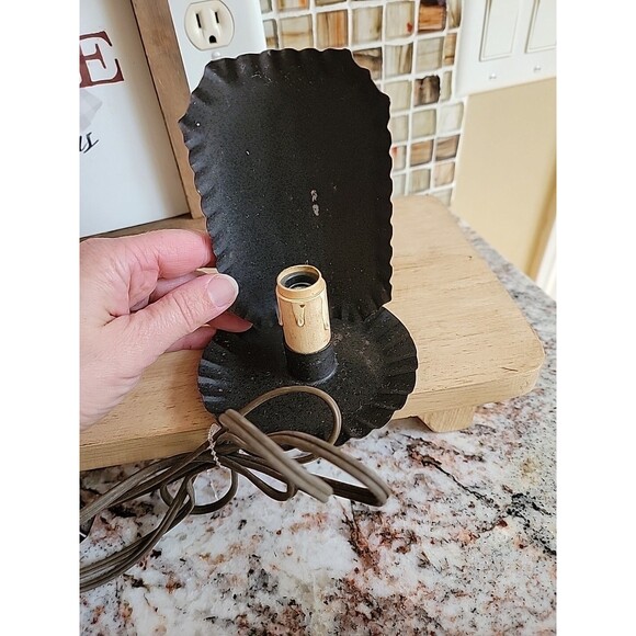 Primitive Colonial Cottage Gilbert Chamberstick Lamp (Bulb Not Included) - Picture 5 of 6